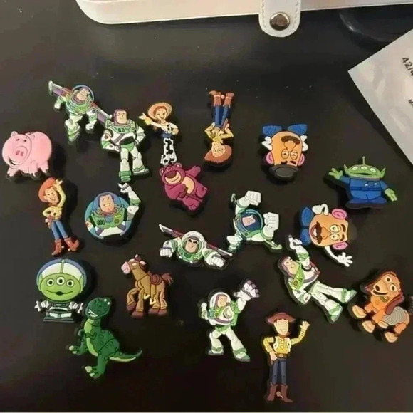 Cartoon Jibbitz Croc Charms - Picture 4 of 4